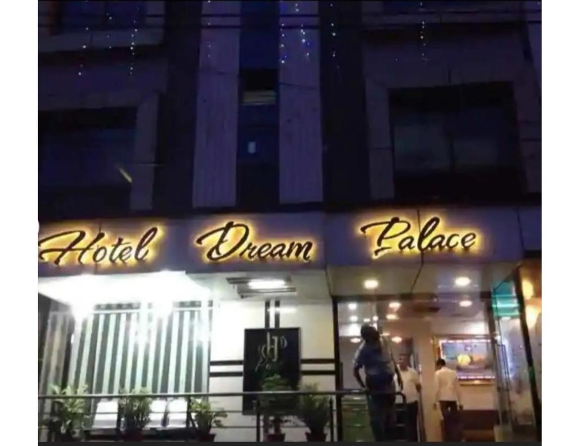 Hotel Dream Palace, Ujjain Exterior foto